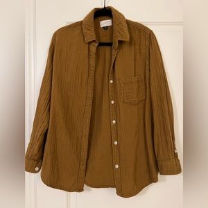 Universal Thread Button Down Top